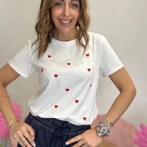 La t-shirt cuoricini