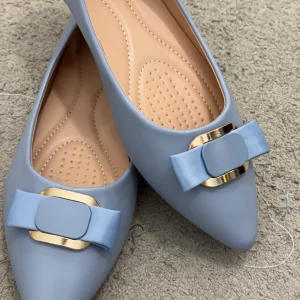 La ballerina con la puntina in due colori